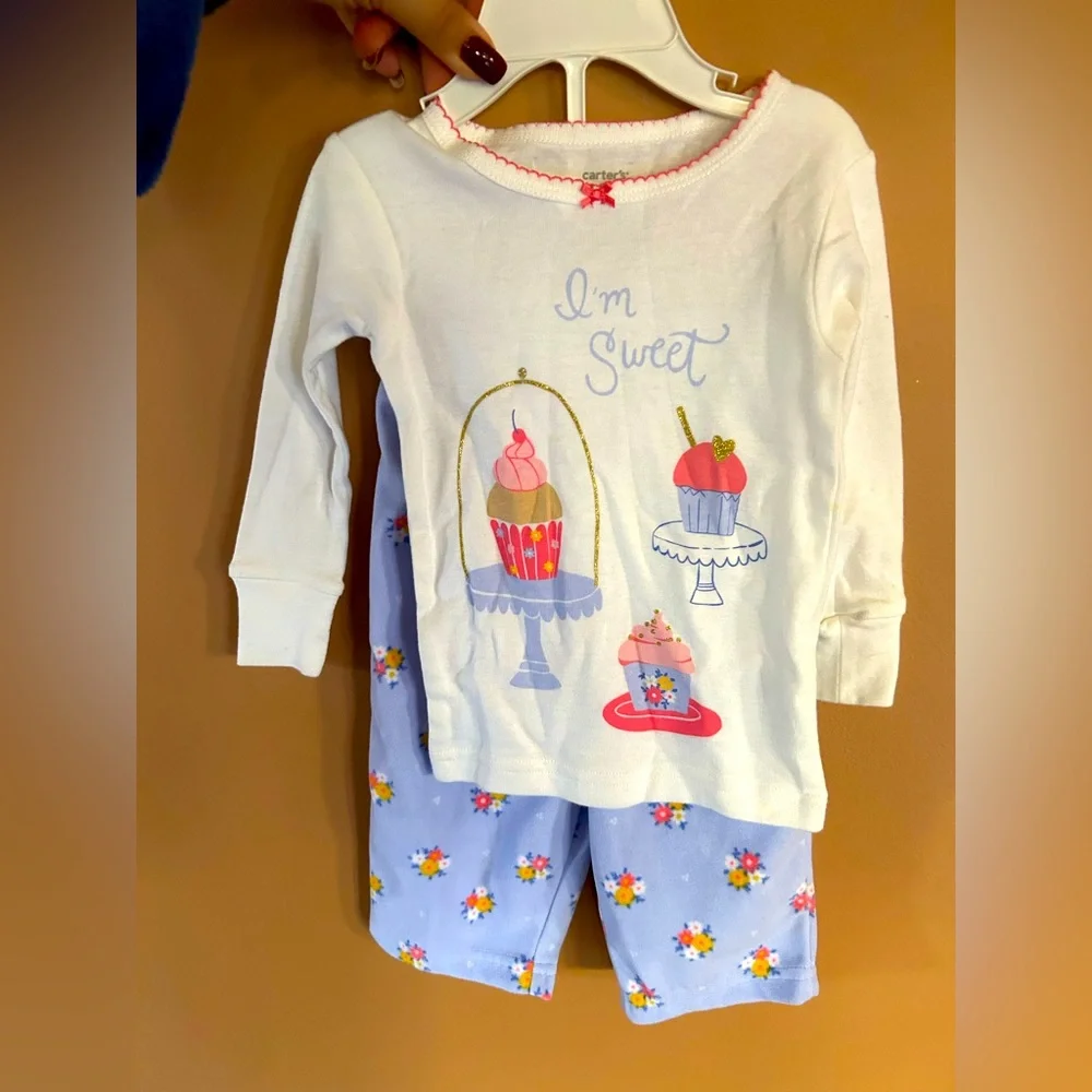 Carters 12mos pajama - never worn